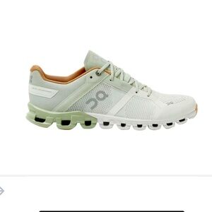 On Cloud On Running Earth Tone Color Athletic Shoes Women's Size 6